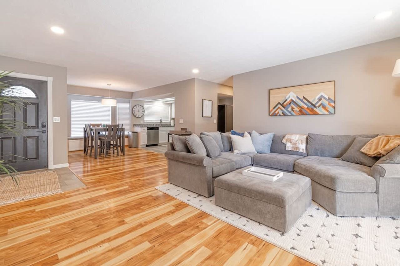 2850 Columbus Way #1250758P - Photo 2 of 19