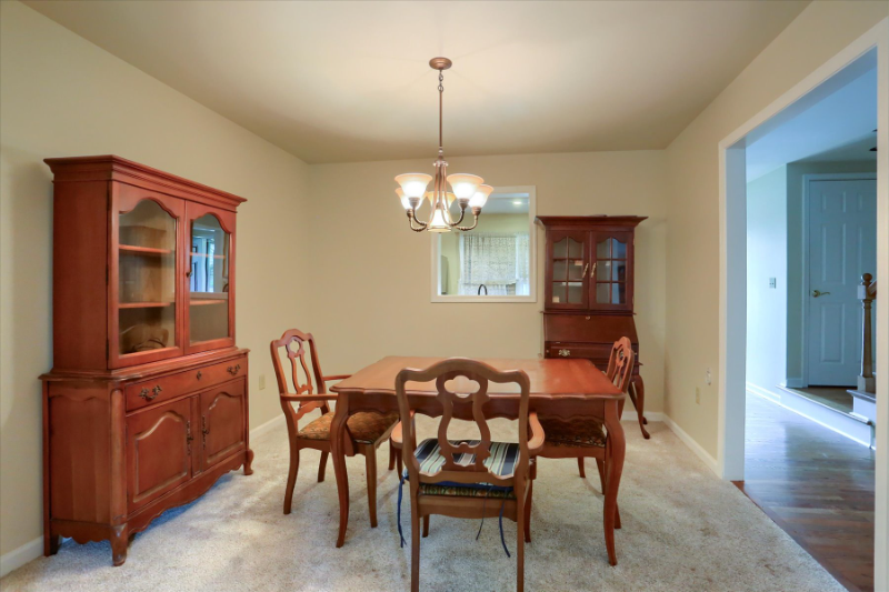 4083 Caissons Ct - Photo 3 of 13