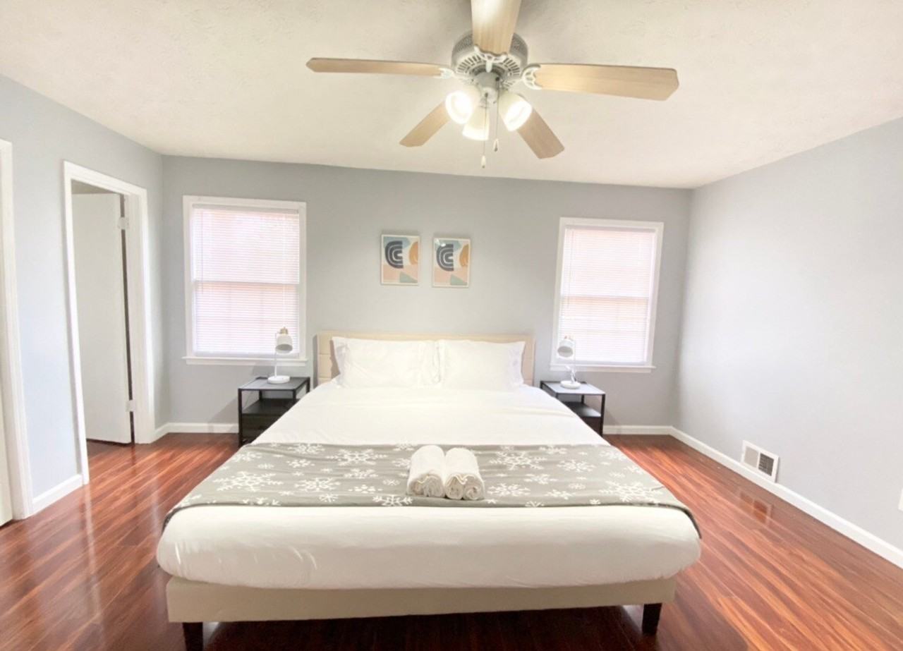 1000 University Center Ln #1254410P - Photo 4 of 20