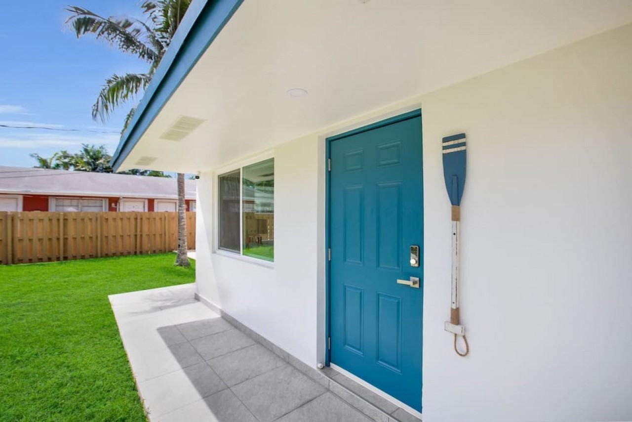 1850 Sw 24th St #1254556P - Photo 3 of 17