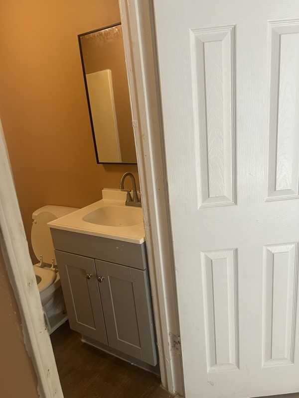 1332 Boston St - Photo 5 of 17