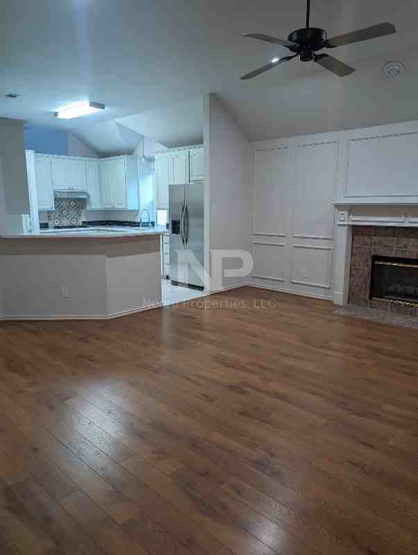7828 Blossom Dr - Photo 2 of 36