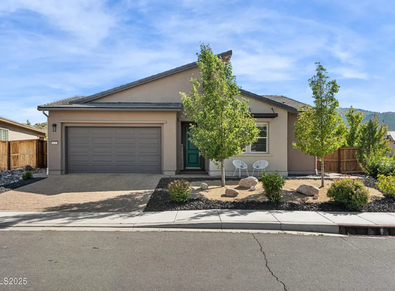 8650 Gasparilla Way - Photo 3 of 20