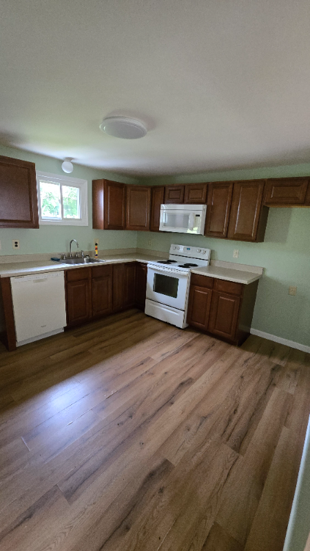 503 1/2 Front St #503 - Photo 3 of 4