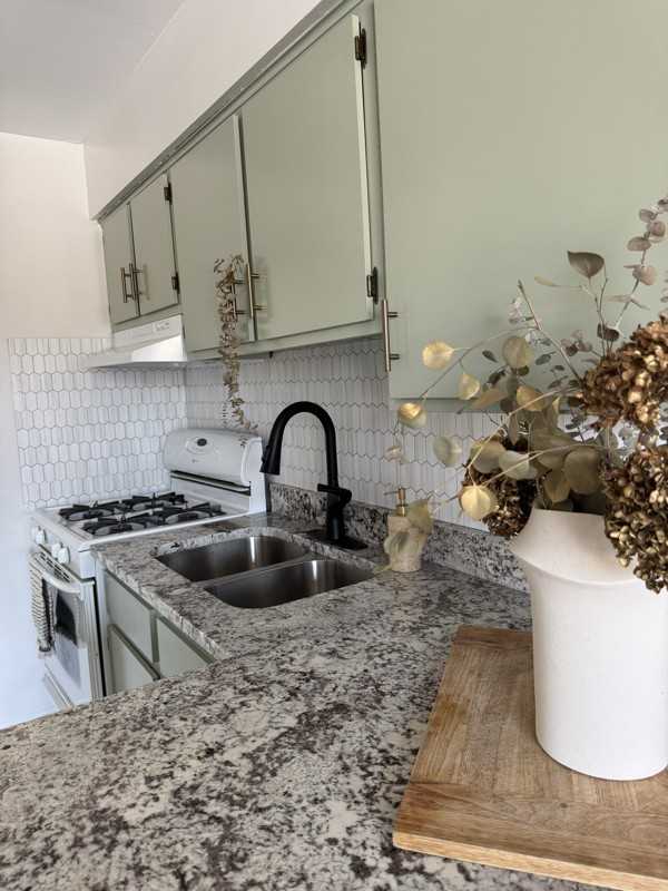 14825 Kilpatrick Ave - Photo 3 of 20