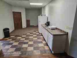 featured image of 615 S Chestnut St