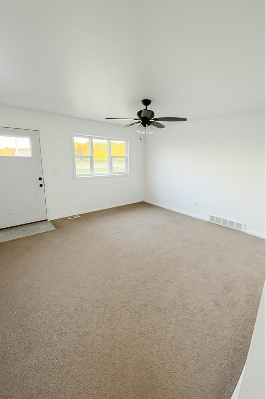 768 10th St - Photo 3 of 3