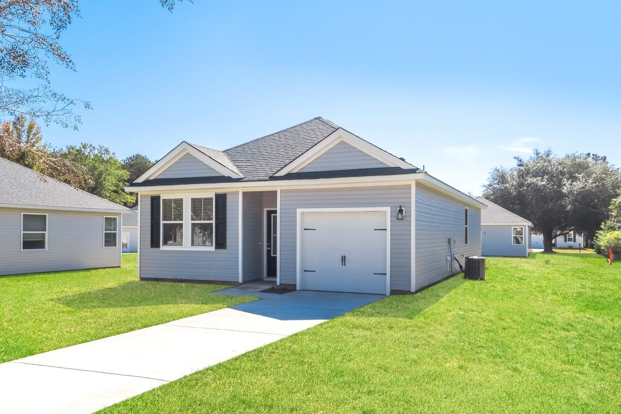 1295 Warrens Way - Photo 2 of 19