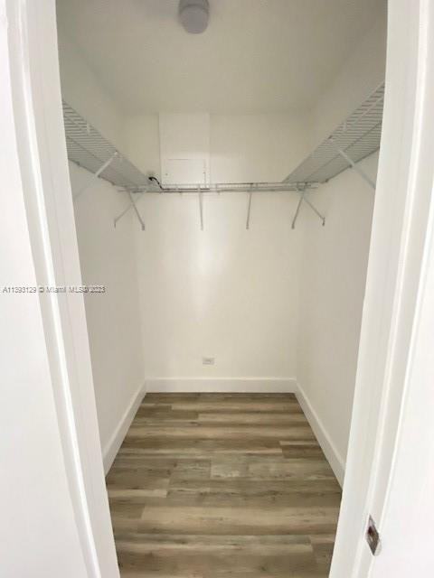 7923 West Dr - Photo 6 of 8