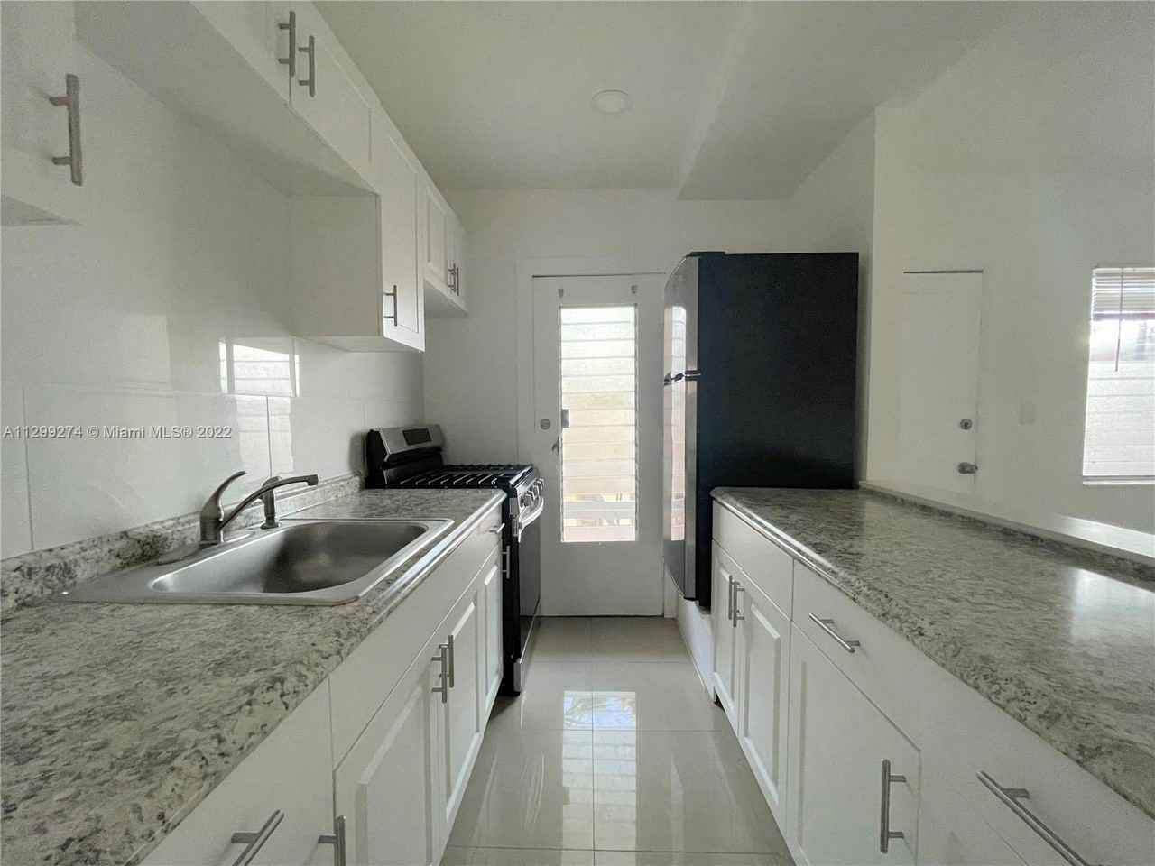 7311 Gary Ave - Photo 2 of 8