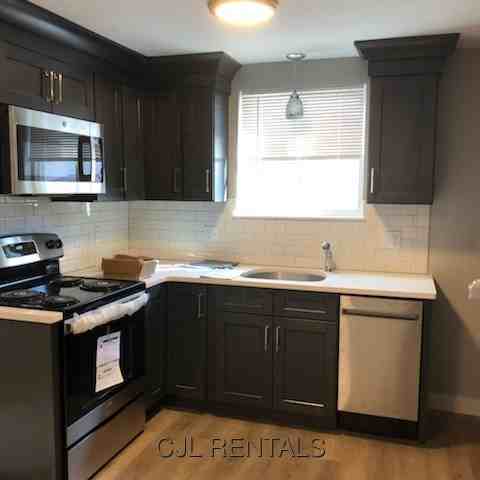 1 Randall St #2 - Photo 3 of 13