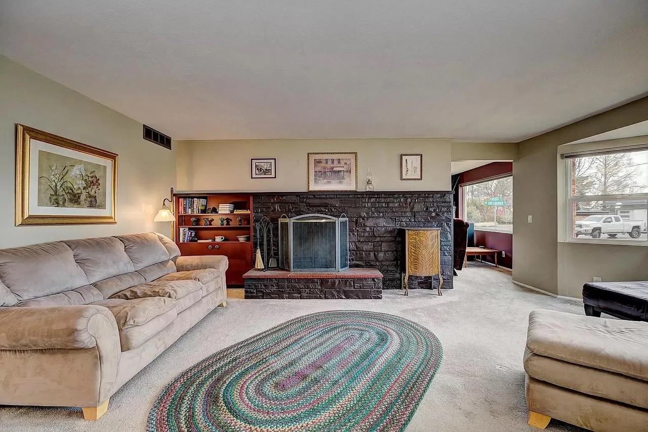 3411 West Hillcrest Drive - Photo 4 of 22
