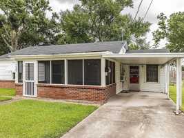 featured image of 127 Hackberry Ave #NA