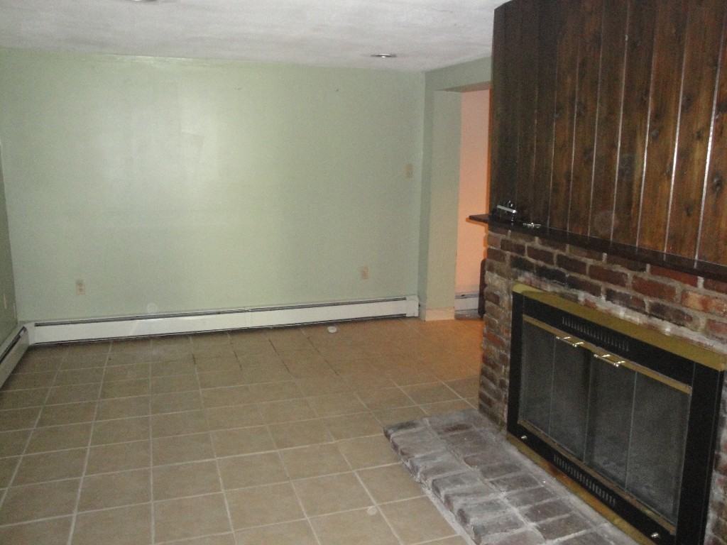 24 Sumner St #1 - Photo 2 of 5