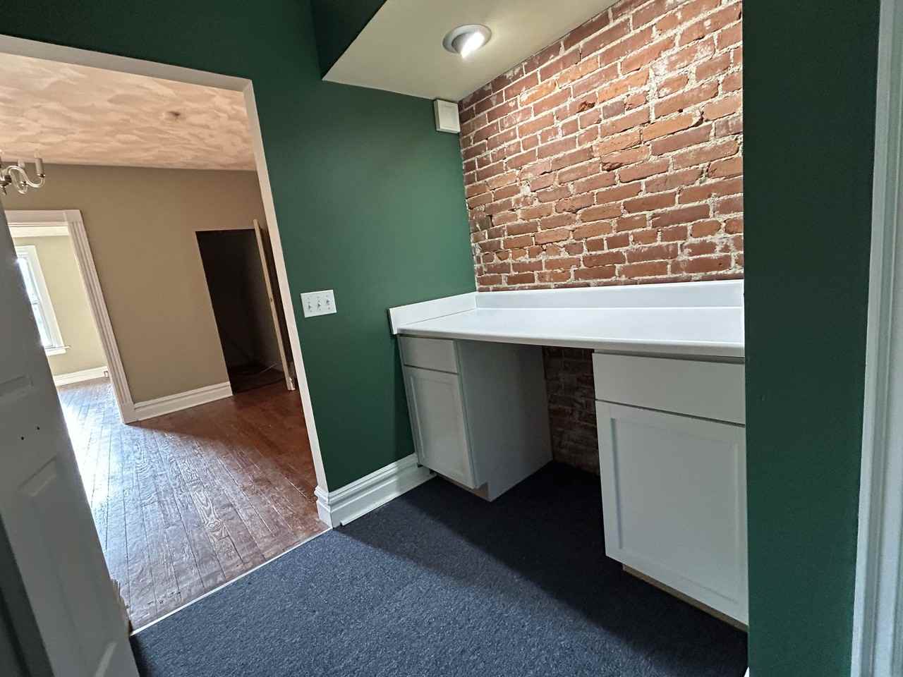 1112 Tamm Ave #1112 - Photo 3 of 15