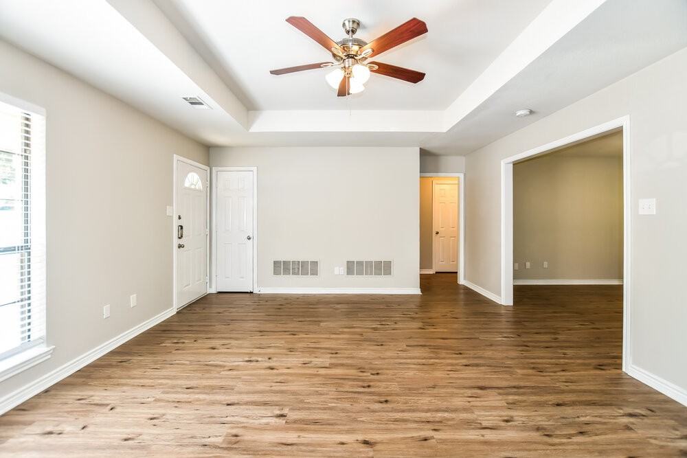 703 N Alamo Rd - Photo 6 of 19