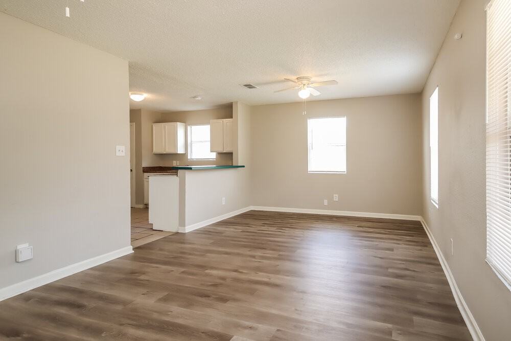 6619 Wayne Johnson Ave - Photo 6 of 19