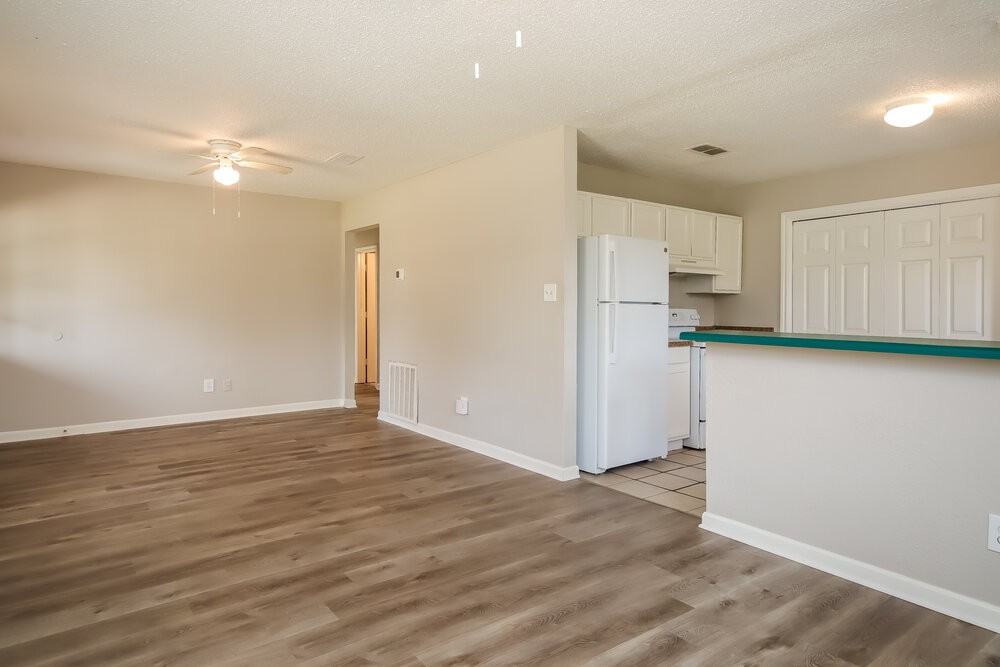6619 Wayne Johnson Ave - Photo 7 of 19
