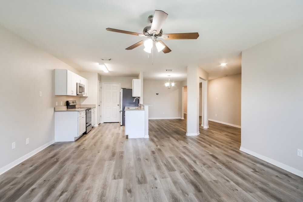 28923 Village Creek Loop - Photo 5 of 19