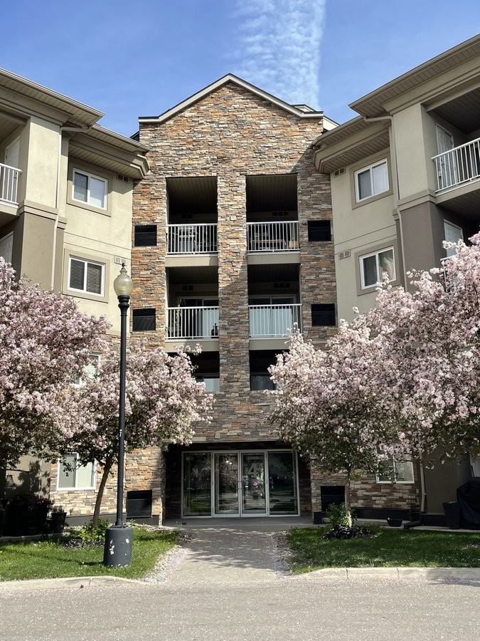 4 Dayspring Circle #3413 - Photo 2 of 20