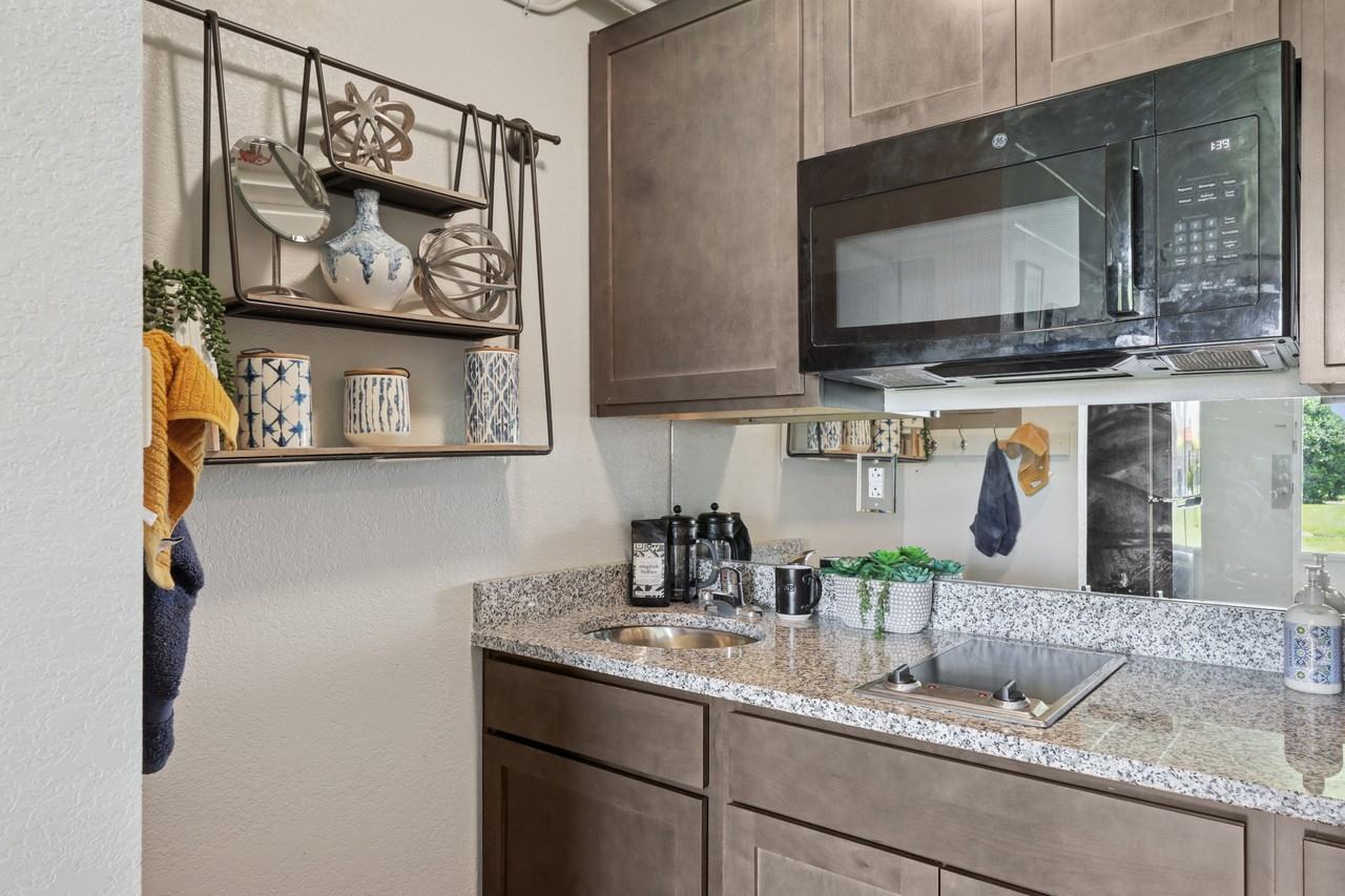 Oaks35 - Photo 4 of 25