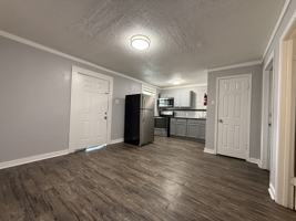 featured image of 321 Blanks St #8