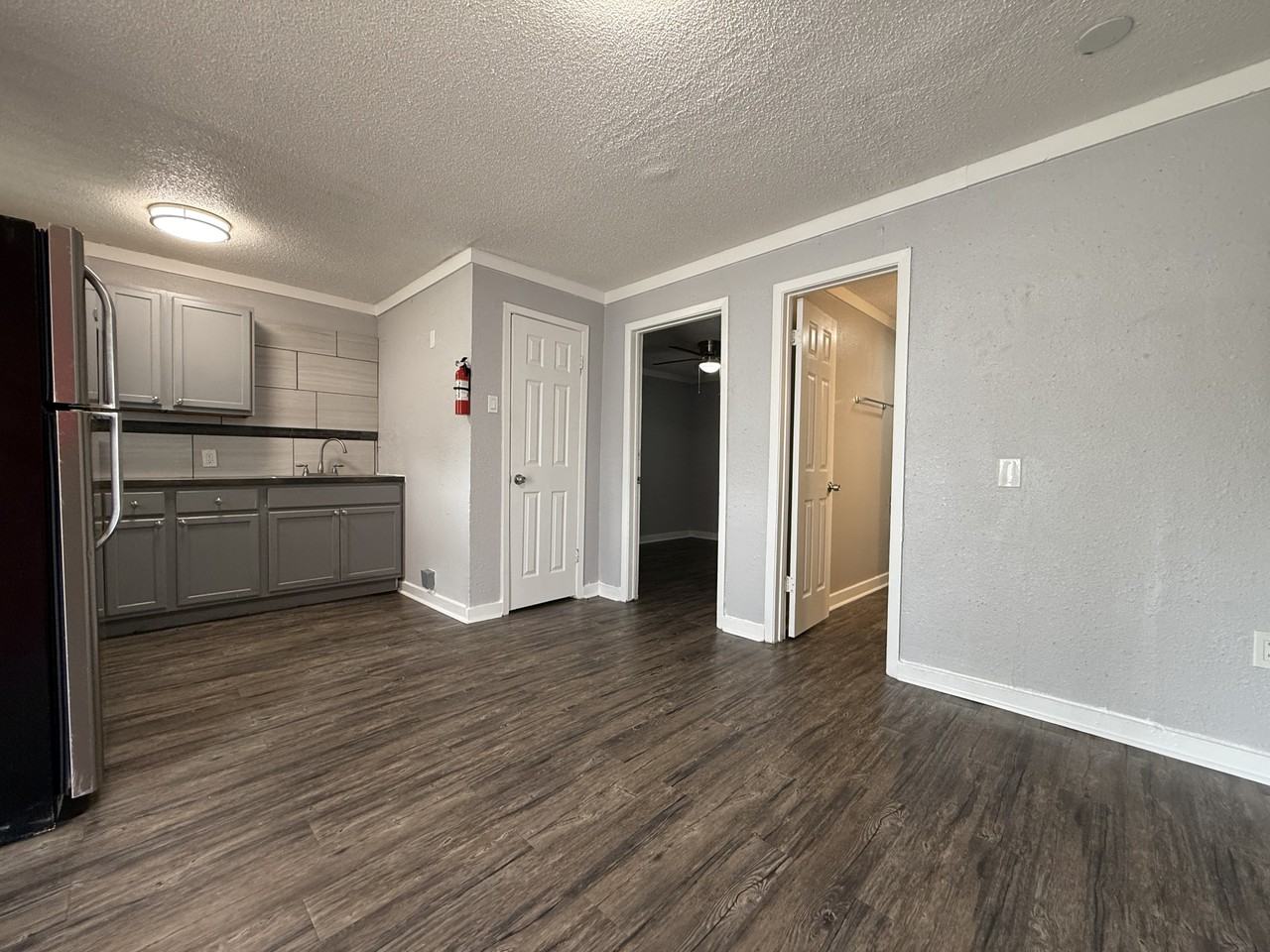 321 Blanks St #8 - Photo 4 of 10