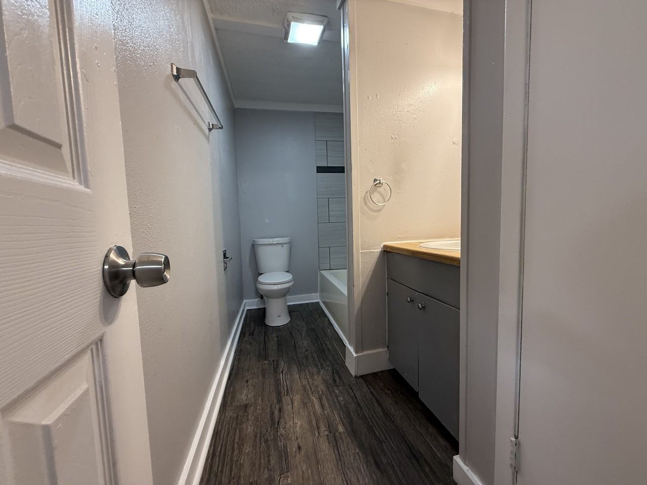 321 Blanks St #8 - Photo 3 of 10