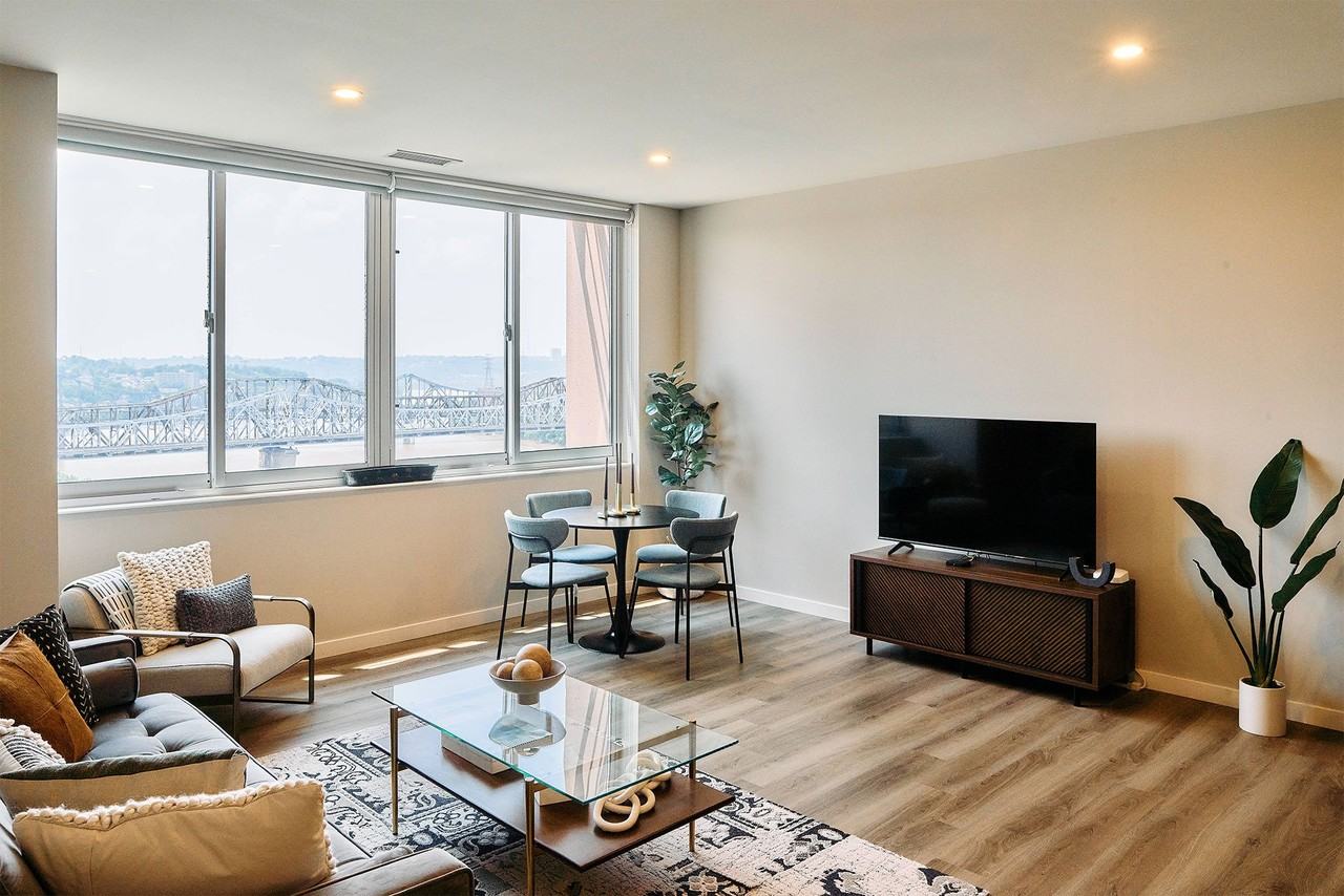 Madison Place Apartments - Photo 4 of 49