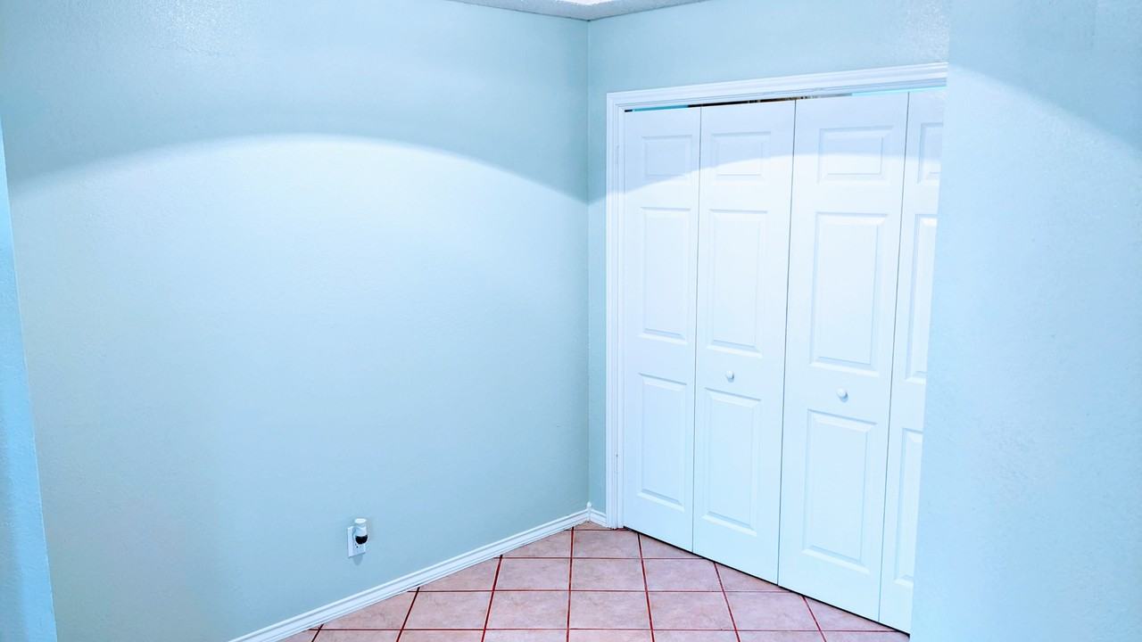 1820 Mercer St #4 - Photo 5 of 18