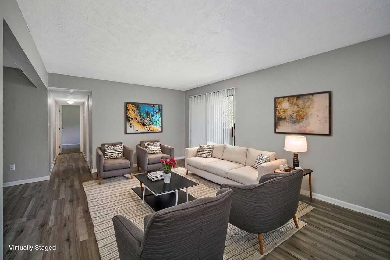 Oakmont Flats Apartments - Photo 3 of 43