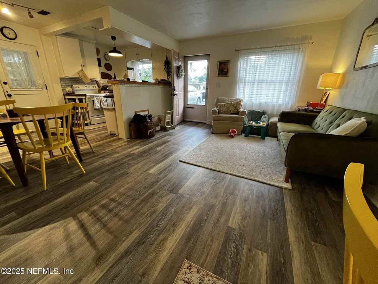 N Ride Cir E - Photo 2 of 31