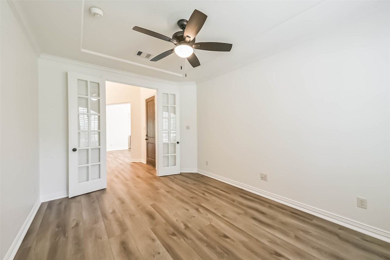 1202 Maroon Ln - Photo 7 of 49