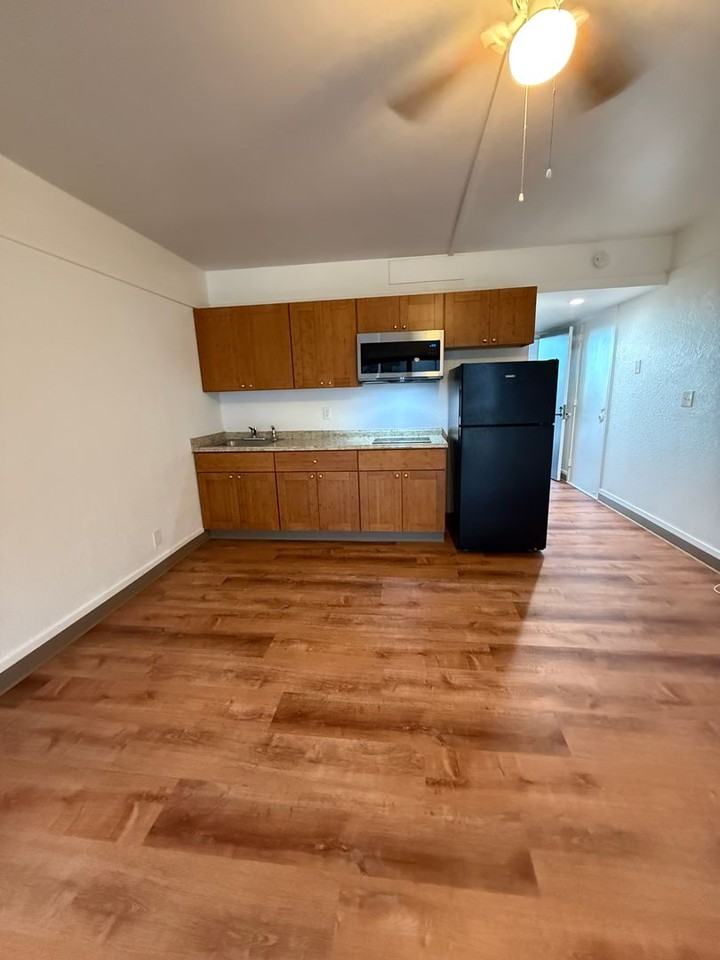 400 Hualani St - Photo 5 of 8