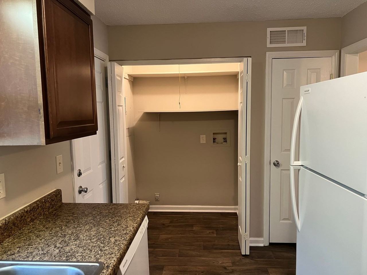 The Meadows Apartments - Photo 3 of 15