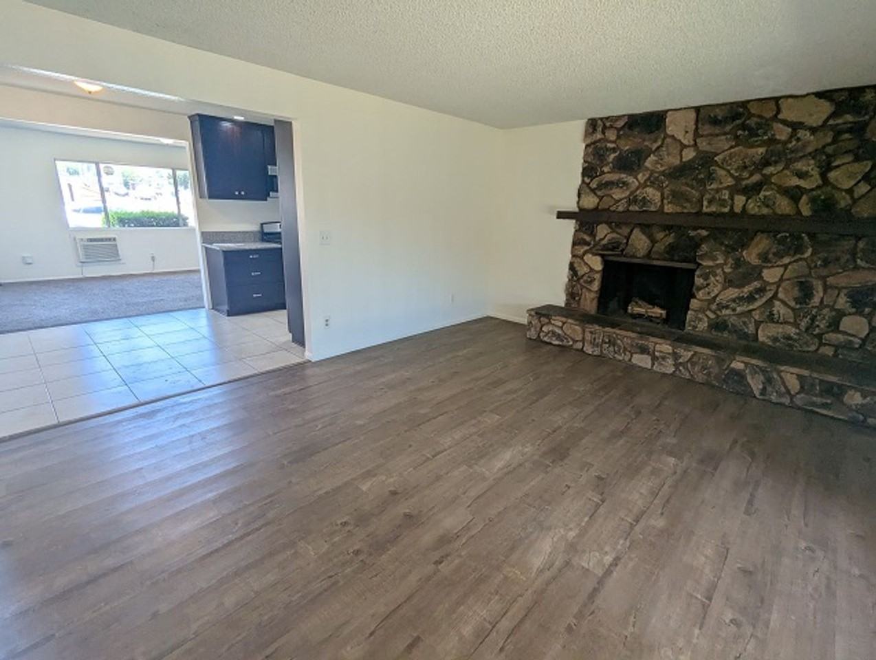 1604 Poinciana Dr - Photo 3 of 29