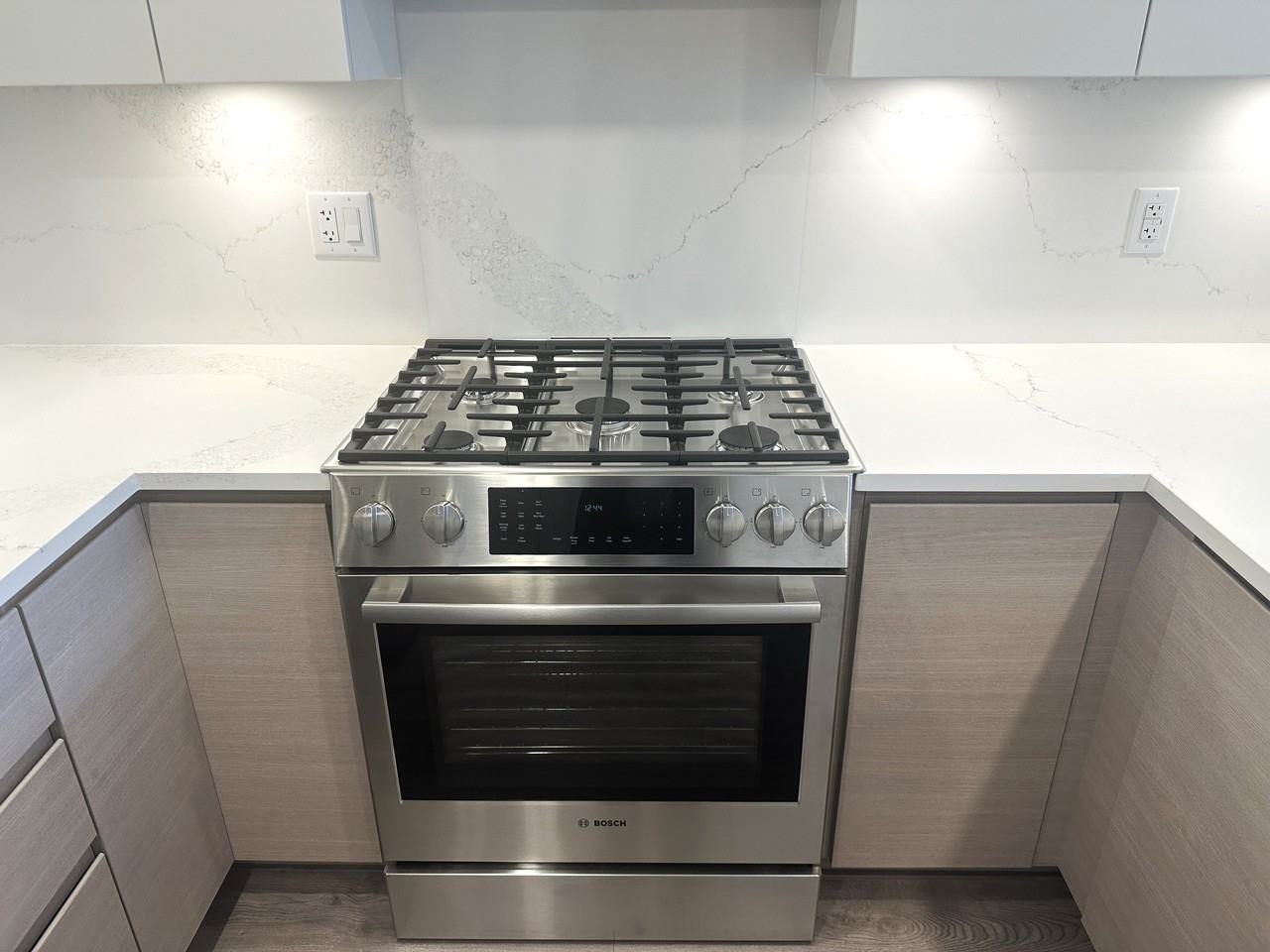 4780 Hastings Street #3** - Photo 4 of 25
