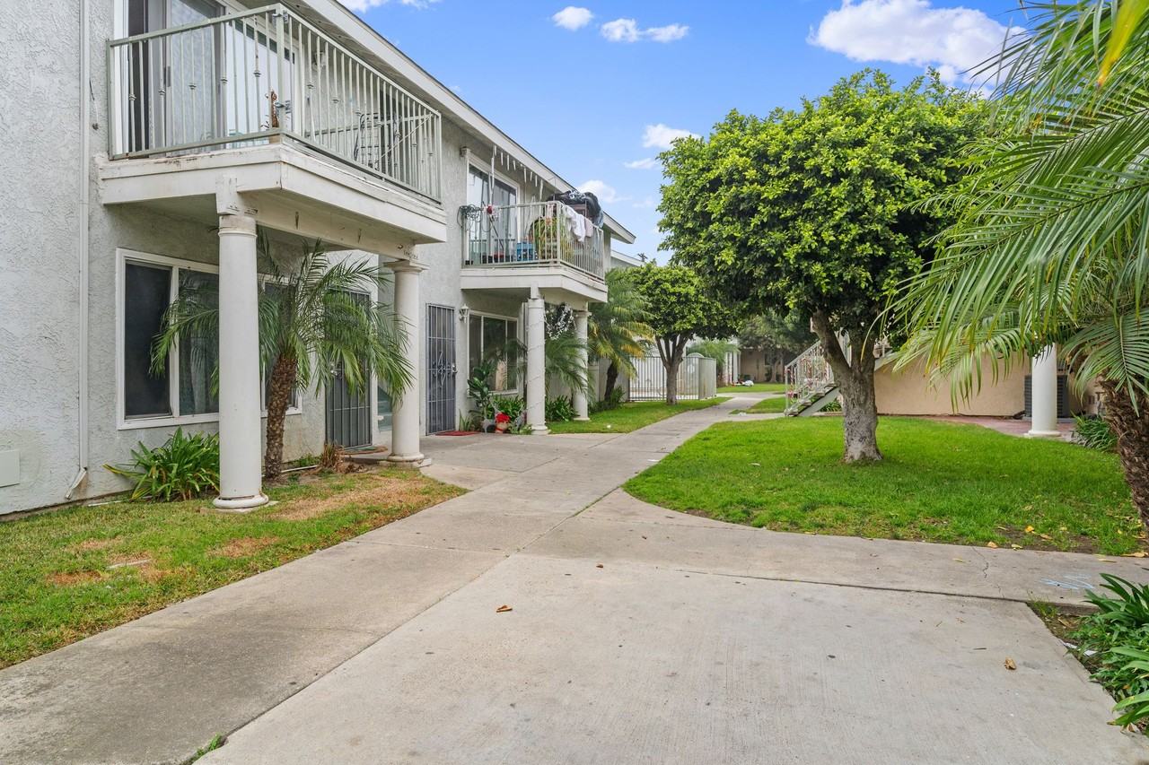 8101 Larson Avenue - Photo 2 of 5