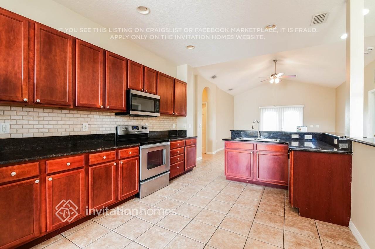 878 Terranova Rd - Photo 6 of 17