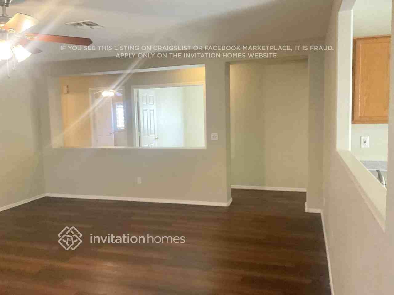 3032 W Desert Vista Trl - Photo 3 of 16