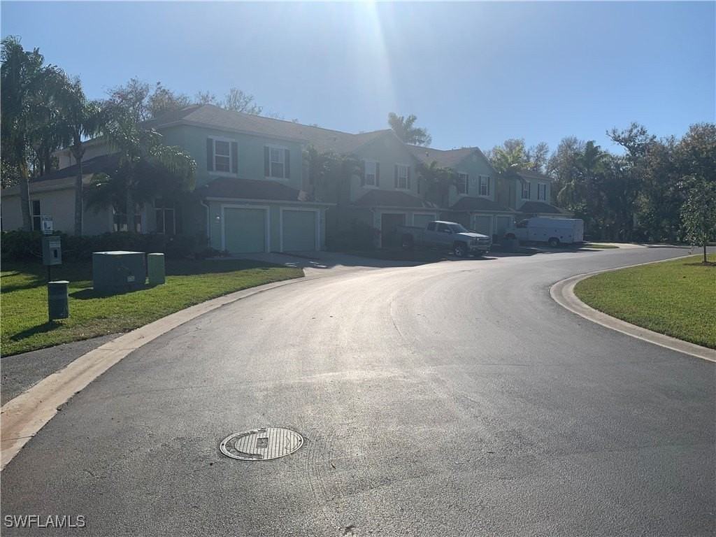 3624 Pine Oak Cir Apt 102 #102