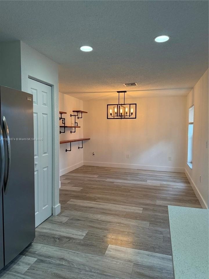 8992 Northwest 53rd Street #8922 - Photo 6 of 25