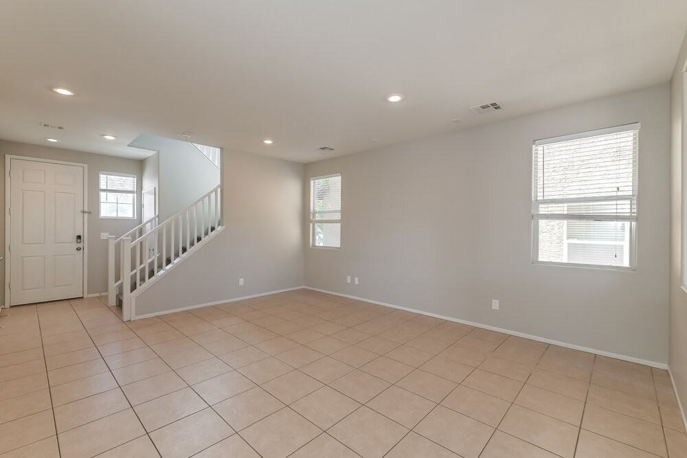 11548 Kindsland St - Photo 5 of 17