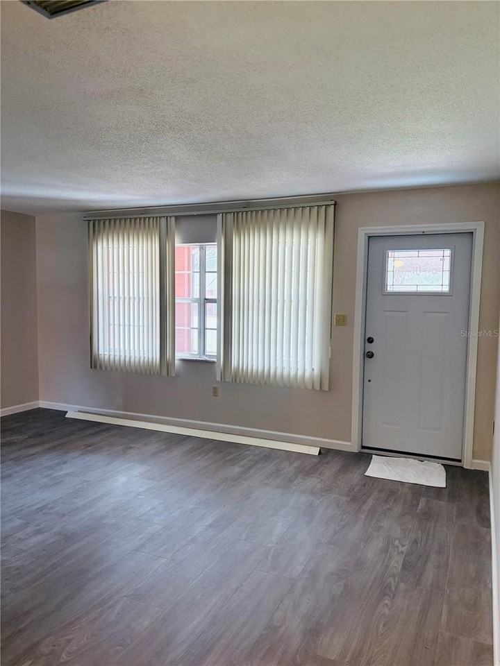 33 Spring Loop - Photo 5 of 28