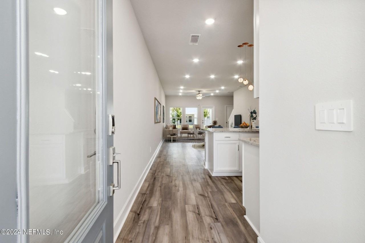 95337 Katherine St - Photo 4 of 50