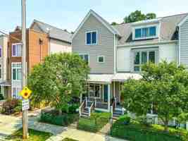 featured image of 1581 E 118th St