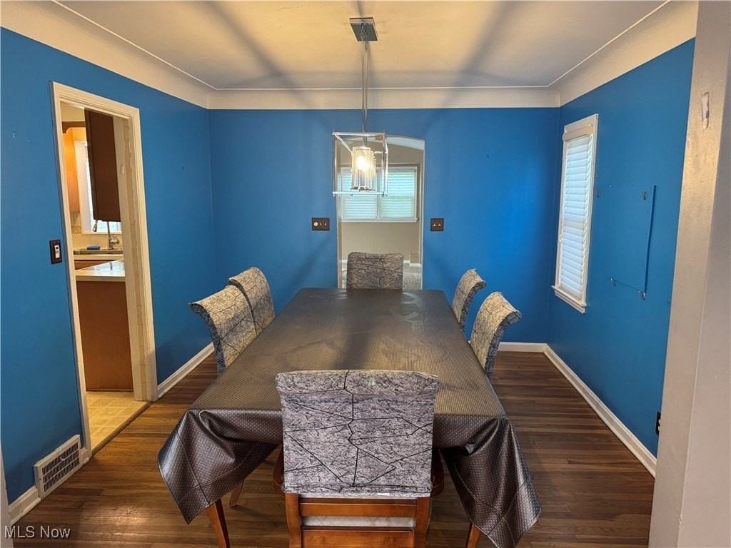 4345 Baintree Rd - Photo 4 of 18