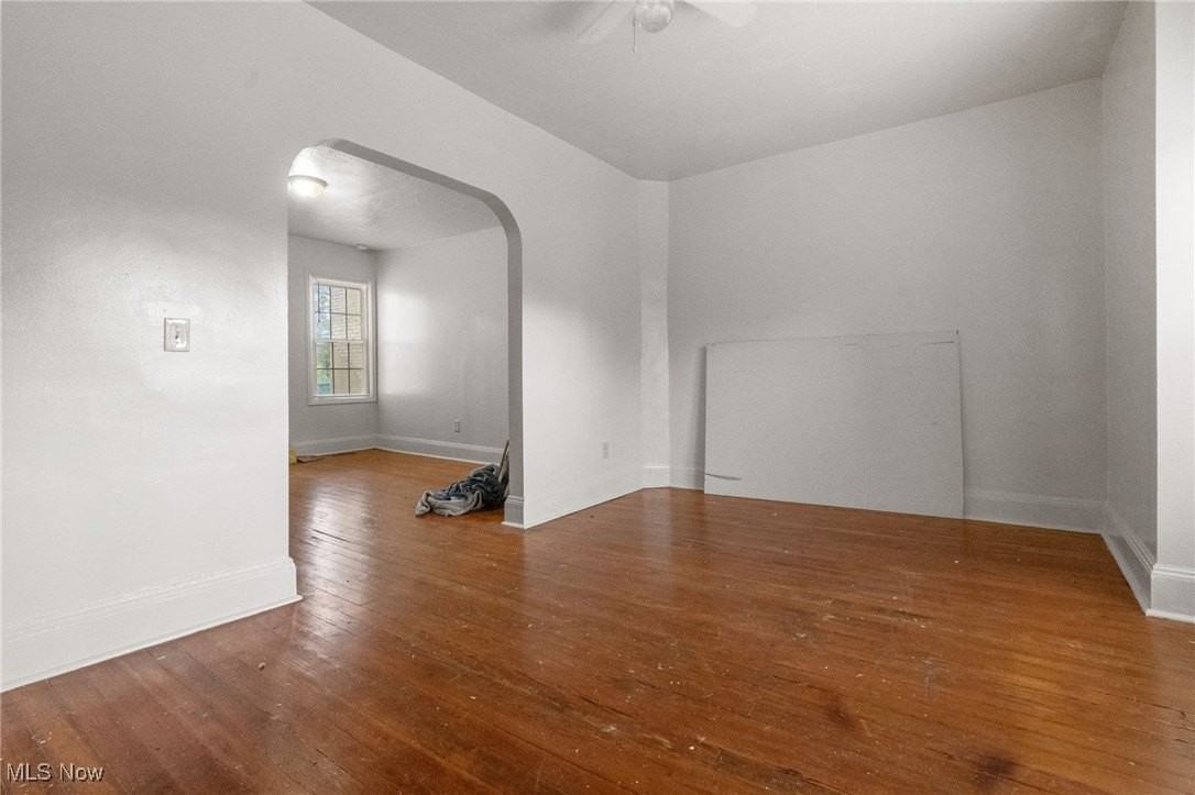 15416 Waterloo Rd - Photo 6 of 17