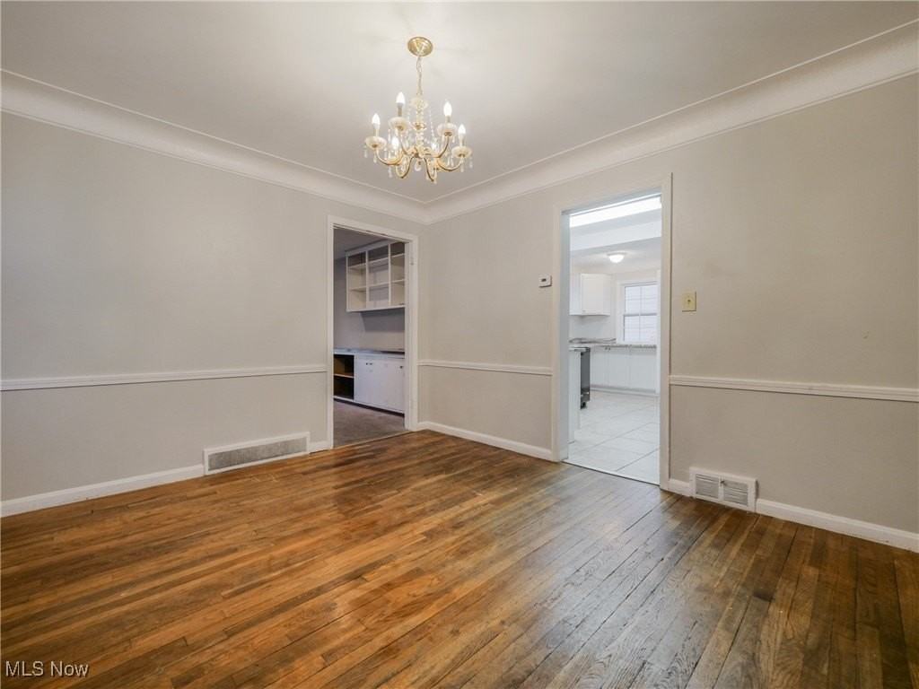 4482 Baintree Rd - Photo 5 of 27