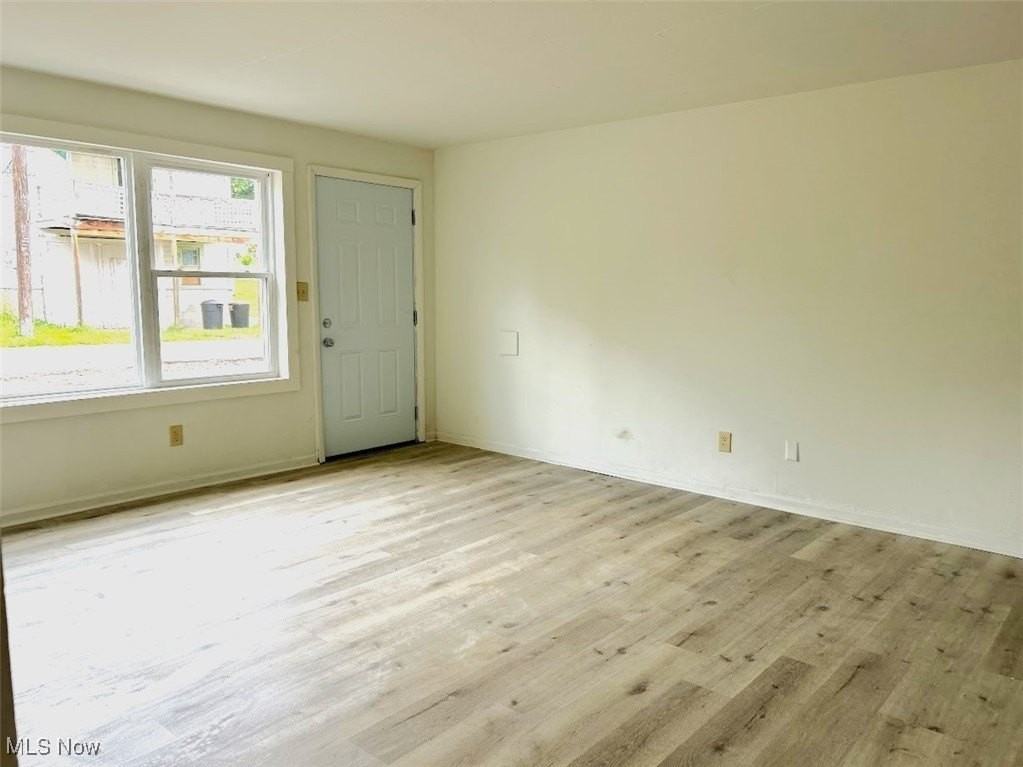 3915 Washington St Apt 3 #3 - Photo 2 of 7